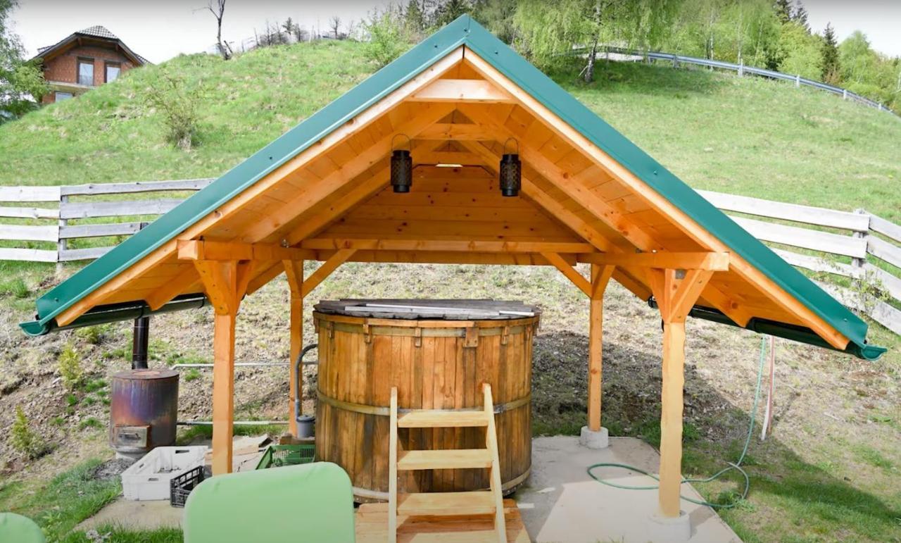 Glamping Hisice Orlic Hotel Muta Buitenkant foto